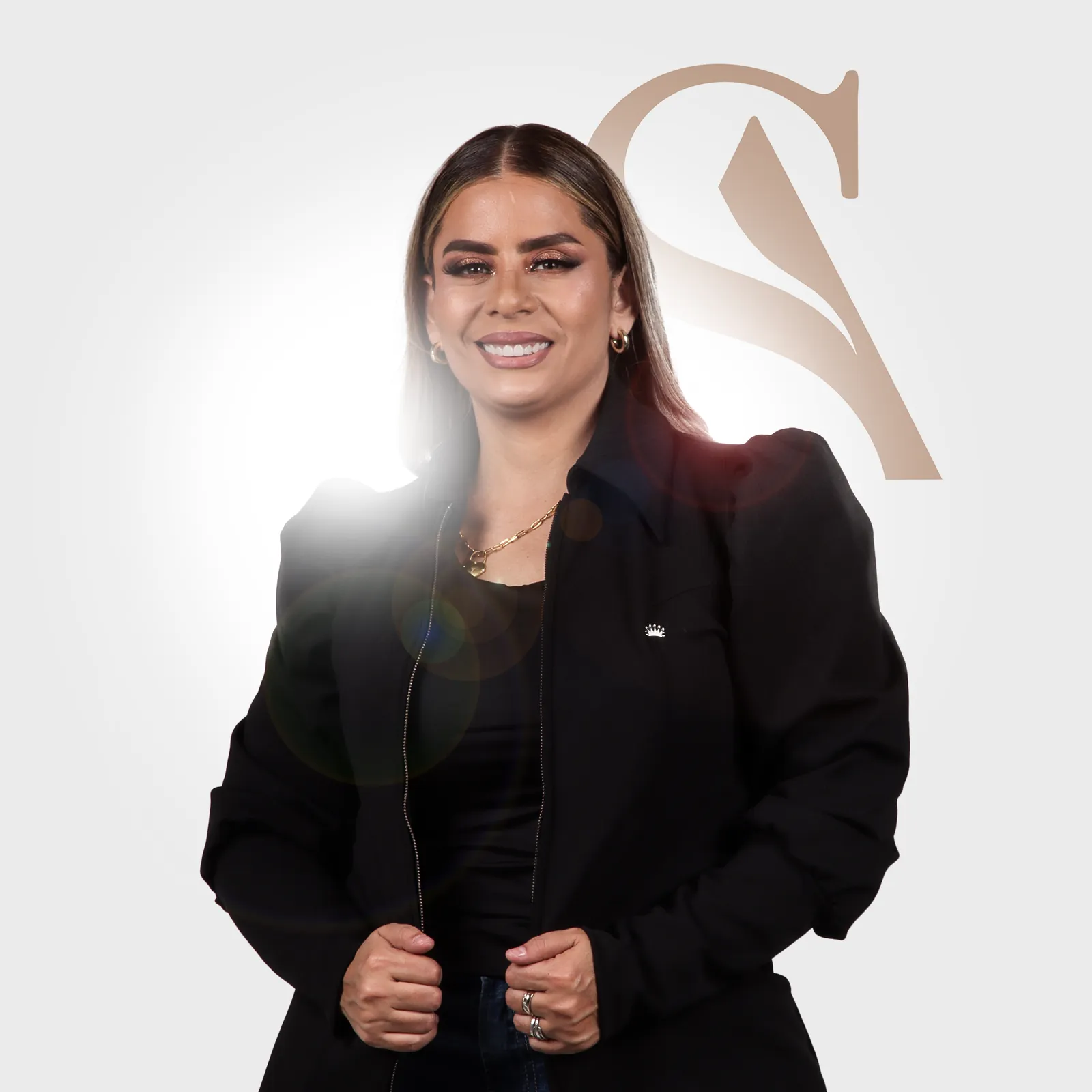 Dra. Sofía Alegría, especialista en periodoncia e implantología
